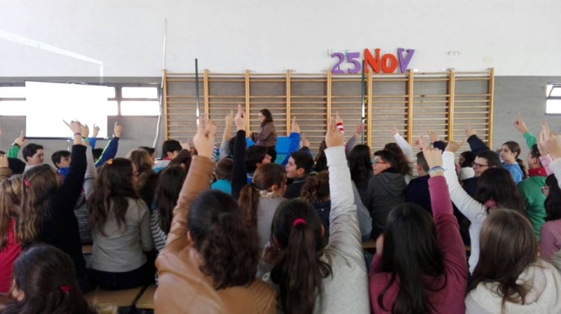 Alumnos del IES Alminar en el taller.