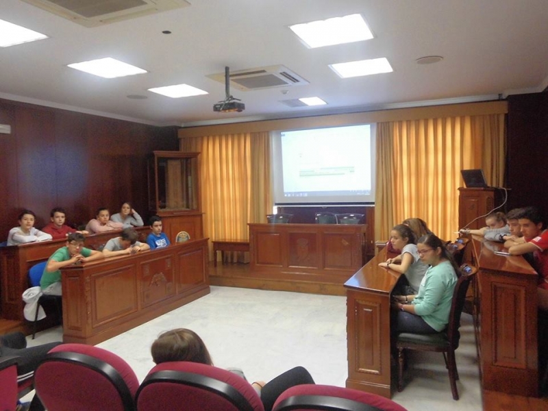 Celebración de la 5ª Sesión de Parlamento Joven